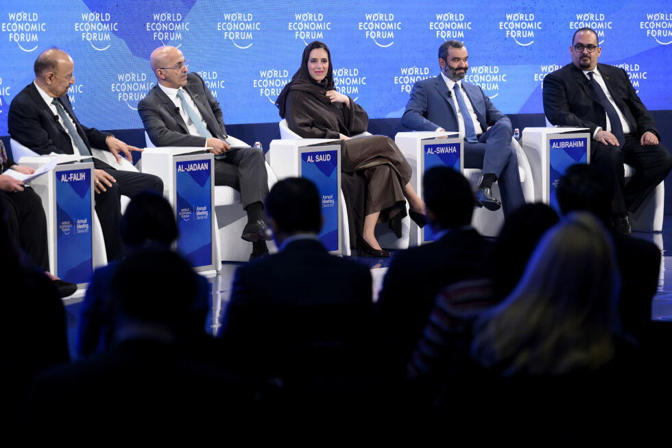 Saudi-Arabias økonomiske ledelse i Davos under World Economic Forum i mai, 2022.
 Foto: Ap