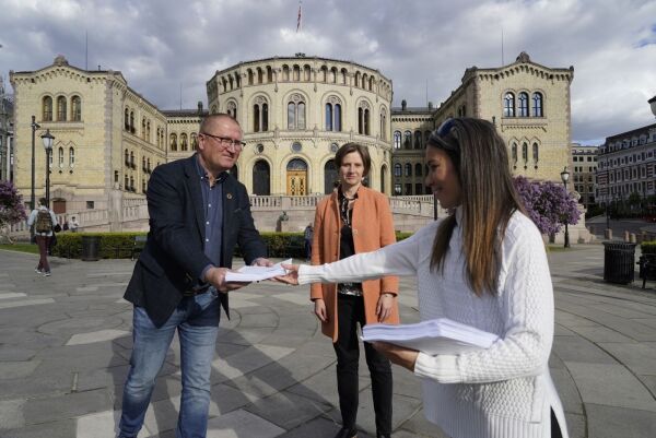 – Vi kommer til å kjempe helt til siste stemme er talt opp