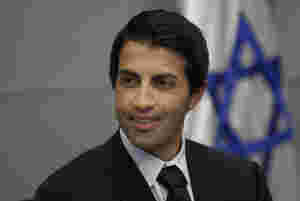 Advarer Israel mot å inngå kompromisser