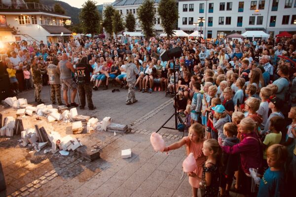 Lager festival for kirkefremmede