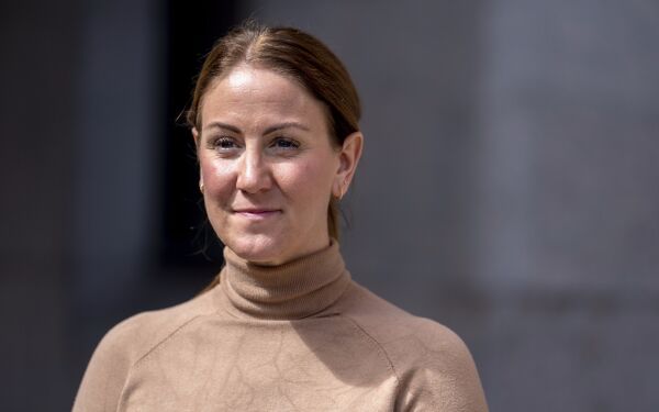 Gjør det vanskeligere å opprette friskoler