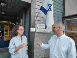 Oppfordrer nordmenn i Israel til å følge UDs oppdateringer