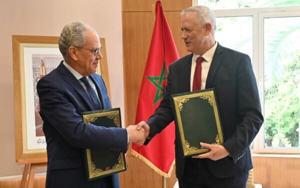Israel og Marokko signerer en historisk forsvarspakt