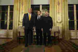 Toppmøte i Paris med Trump, Macron og Zelenskyj