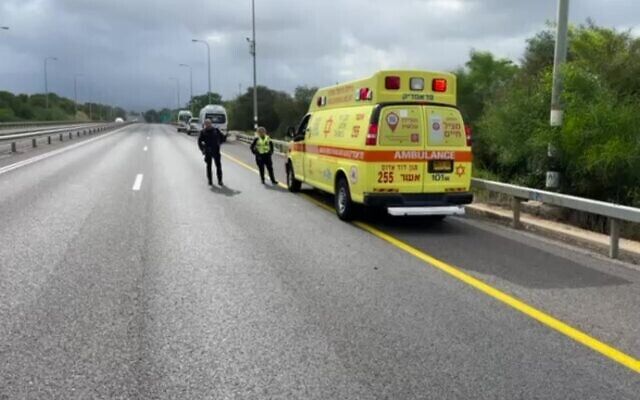 Ambulansepersonell ved åstedet for et mord i nærheten av Nasaret 18. mars 2024.
 Foto: Magen David Adom, i The Times Of Israel.