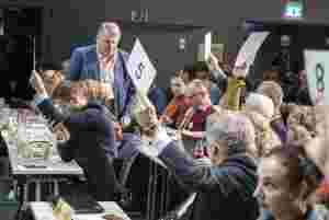 KrFs landsstyre vil åpne for å kaste folk ut av partiet