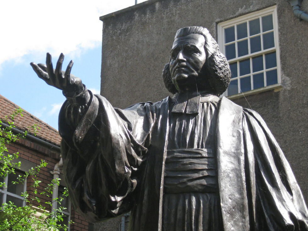 Bronsestatue av Metodistsamfunnets grunnlegger Charles Wesley (1707–1788).
 Foto: Creative Commons License NC-SA 2.0 DEED.