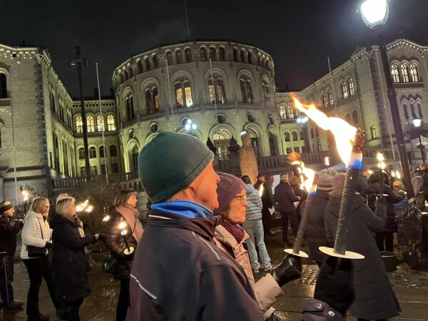 Fakkeltog for forfulgte kristne over hele landet