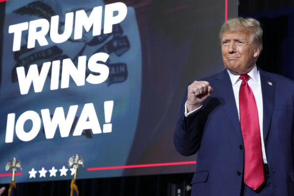 Trump vinner republikanernes nominasjonsvalg i Iowa