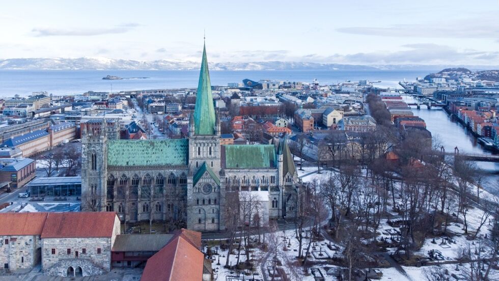 Politiet i Trondheim sier til VG at de skal være til stede på nyttårsmessen i Nidarosdomen.
 Foto: Gorm Kallestad / NTB