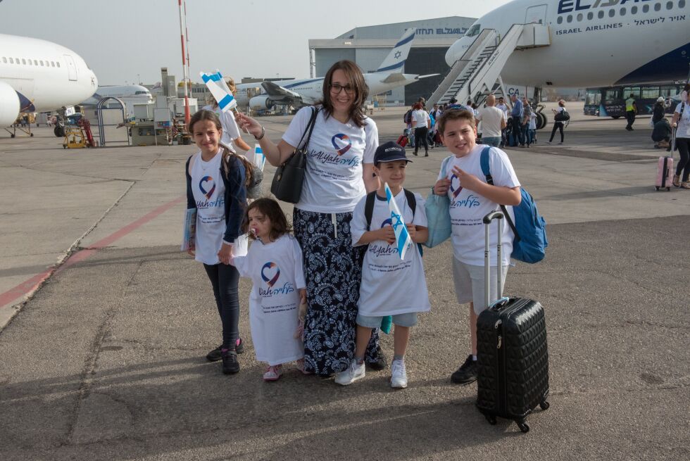 ALIYAH: En jødisk familie ankommer Israel i juli 2019 for å «gjøre aliyah», innvandre til sitt historiske hjemland.
 Foto: TPS