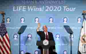 Mike Pence leder programmet «Life is winning»