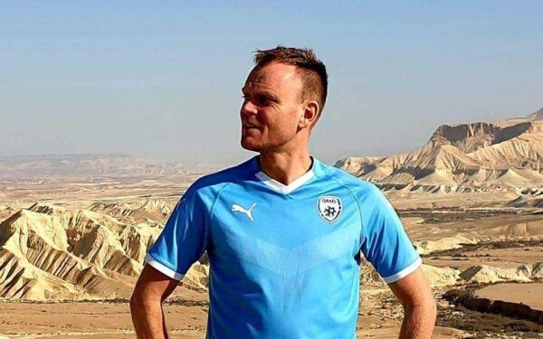 TV Visjon Norges Tom Omdal reiser til Israel for å berge nordmenn