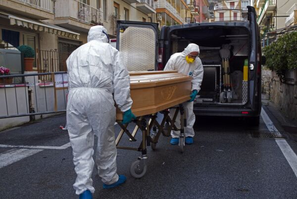 Nesten bare gamle og syke dør av koronaviruset i Italia