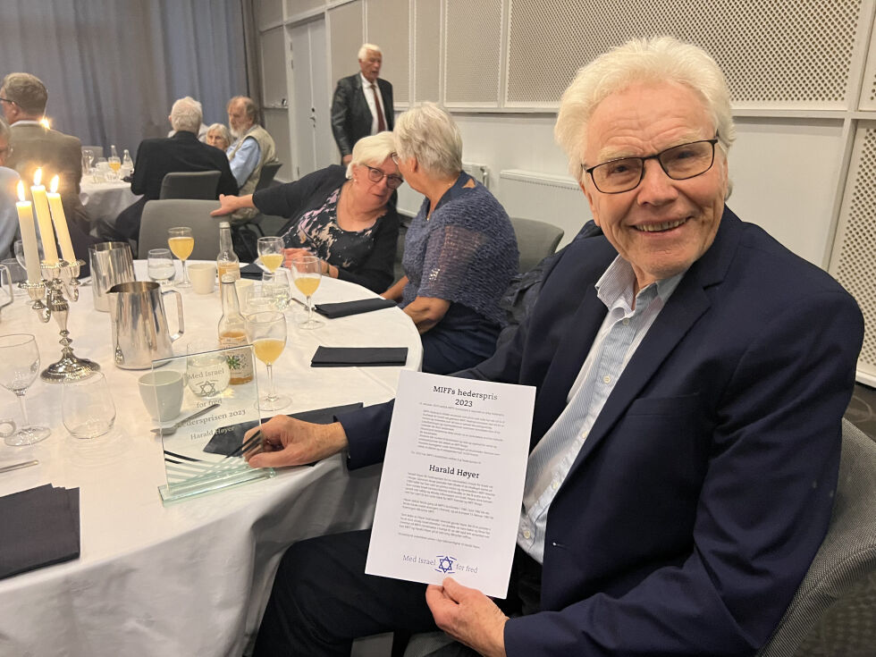 HEDRET: Harald Høyer ble tildelt æresprisen for lang og trofast tjeneste for Israels sak.
 Foto: Trine O. Hansen