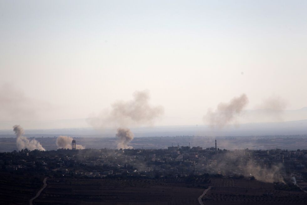 ANSPENT: Fra de israelske Golan-høydene sees røyk fra krigshandlinger i Syria. Illustrasjonsfoto: AP / NTB Scanpix