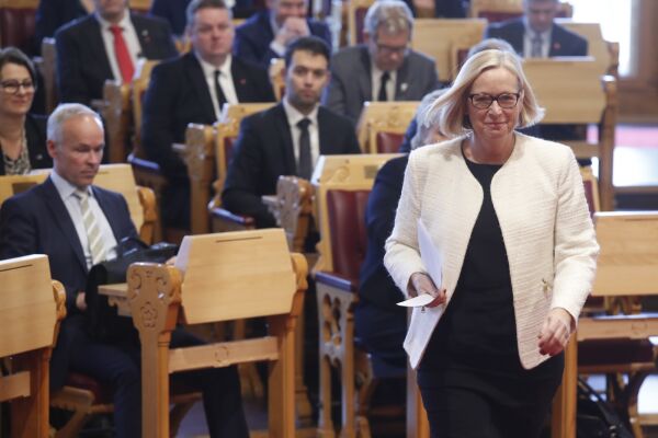 Solberg regner med nye tap i stortingssalen