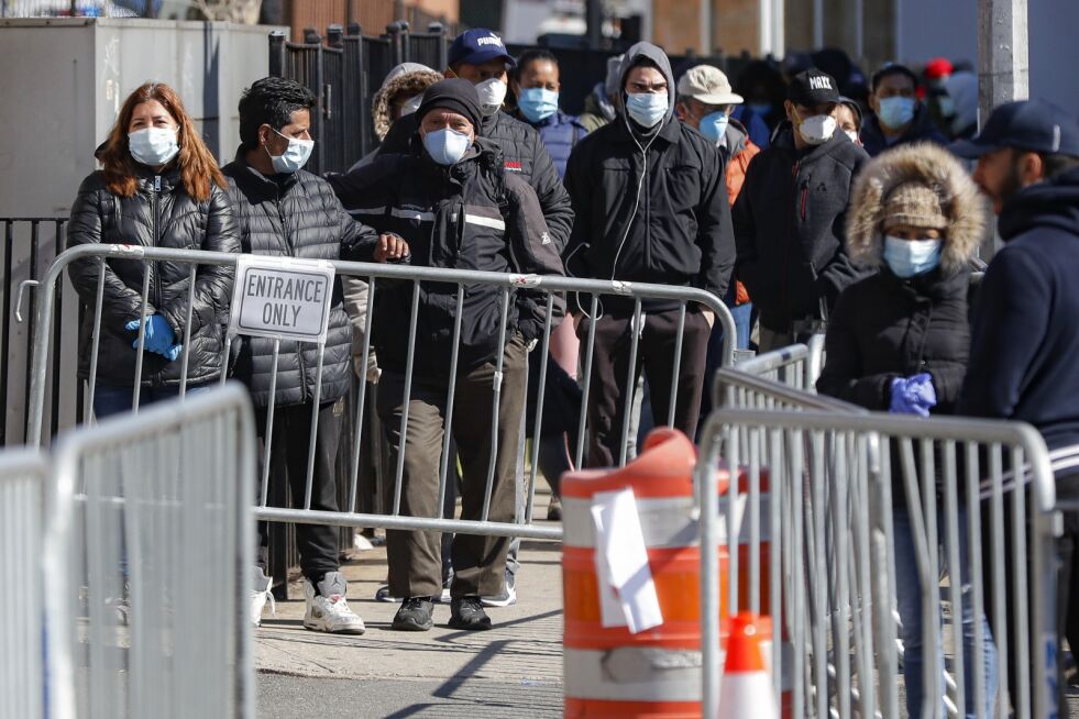 President Donald Trump har anslått at koronaviruset vil kreve mellom 100.000 og 240.000 amerikanske liv.
 Foto: John Minchillo/NTB scanpix