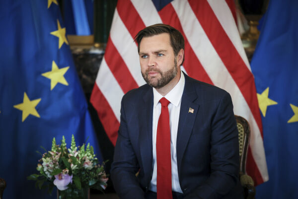Visepresident Vance varsler en fredsavtale som vil «sjokkere mange»