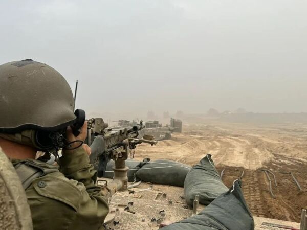 Israelske styrker dypt inne på Gazastripen