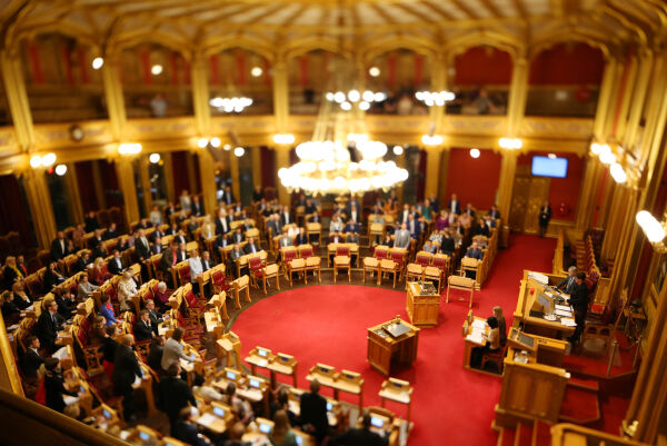 Ny abortlov legges fram fredag – Sp tar dissens