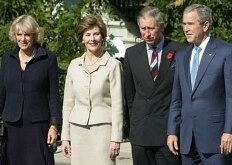 Prins Charles taler Bush til rette