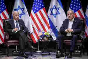 Bekrefter at Hamas har kidnappet over 200 personer