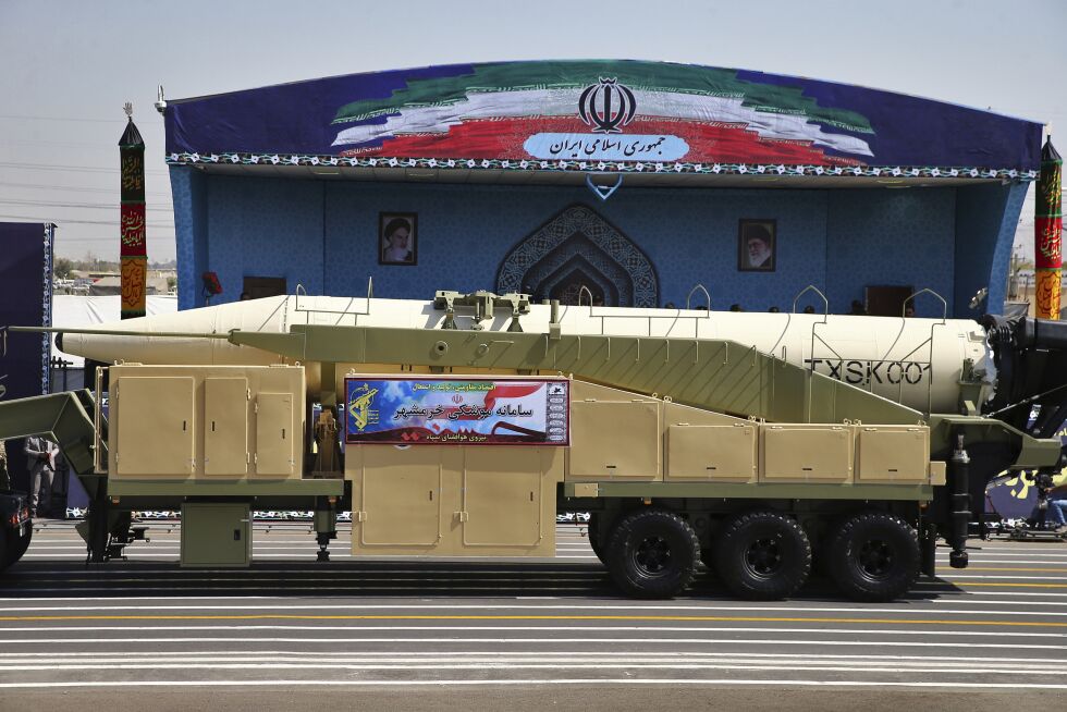 Iransk missil under en militærparade i Teheran. Illustrasjonsfoto: AP / NTB Scanpix