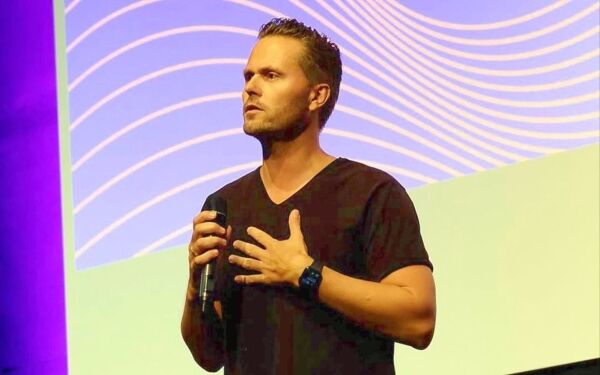 Jostein og Brit Krogedal forlater Hillsong